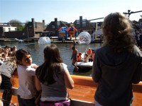 /album/queensday-/dimitri-gazan-koninginnendag-de-laars-p4304453-jpg/
